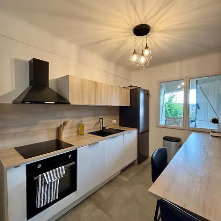2p A 200m Du Village Et 2,5km De La Apartment